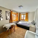 Lech Hostel *