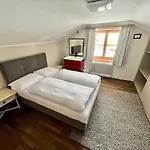 Lech Hostel Hostal