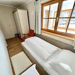 Hostal Lech Hostel Lech am Arlberg