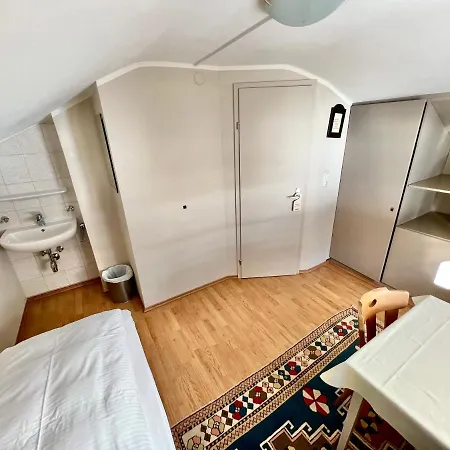 ホステル Lech Hostel *