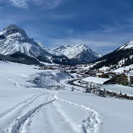 Lech Hostel Albergue *