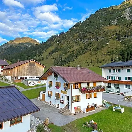 Lech Hostel Хостел *