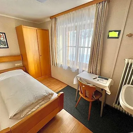 Хостел Lech Hostel