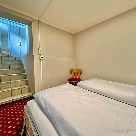 Хостел Lech Hostel