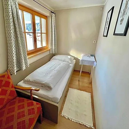 Lech Hostel * Лех